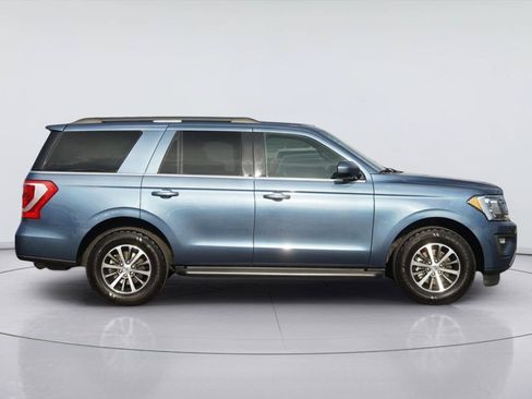 Used 2019 Ford Expedition XLT RWD image 5