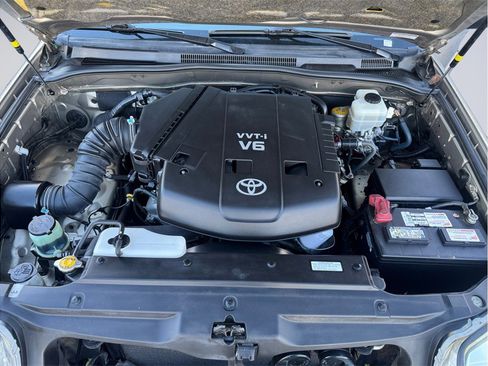 Used 2008 Toyota 4Runner SR5 image 9