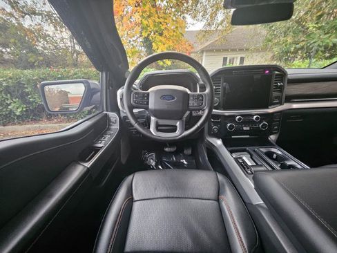 Used 2025 Ford F150 Lariat image 2