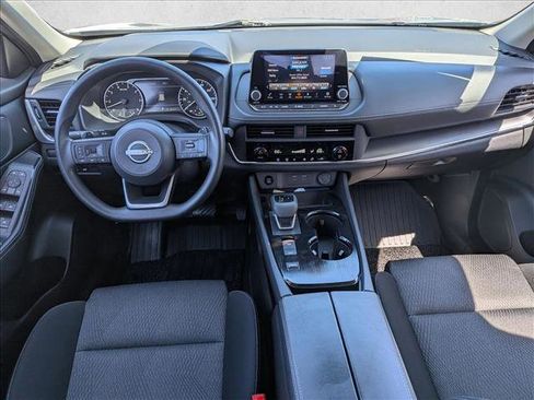 Used 2024 Nissan Rogue SV image 22