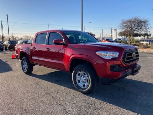 Used 2022 Toyota Tacoma SR w/ SR Convenience Package image 2