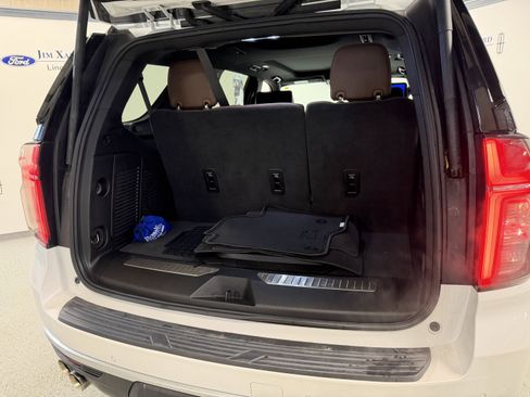 Used 2024 Chevrolet Tahoe High Country image 30