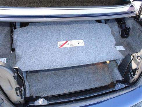 Used 2013 BMW 328i Convertible image 28