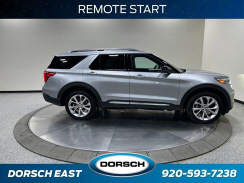 Used 2023 Ford Explorer Platinum w/ Technology Package AWD/4WD image 4
