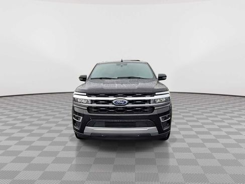 Used 2024 Ford Expedition Max Limited AWD/4WD image 3
