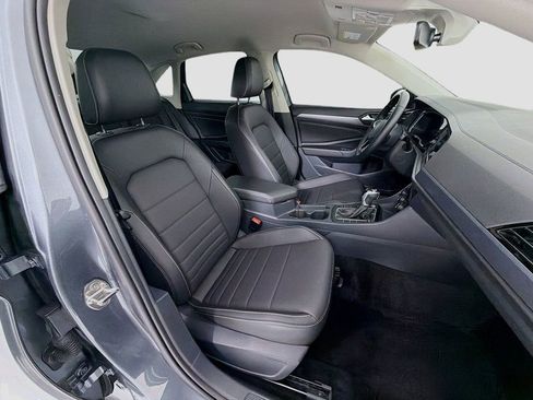 Used 2023 Volkswagen Jetta SE FWD image 26