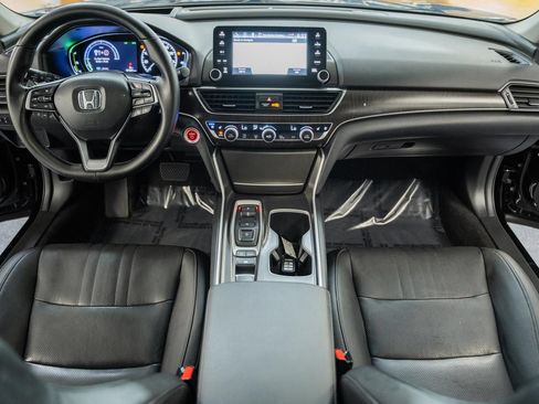 Used 2019 Honda Accord Touring image 19