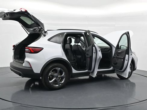 Used 2025 Ford Escape ST-Line AWD/4WD image 38