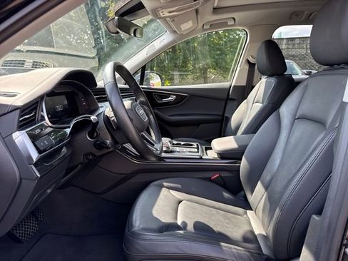 Used 2024 Audi Q7 3.0T Premium Plus image 12