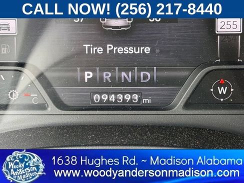 Used 2020 RAM 1500 Laramie AWD/4WD image 15
