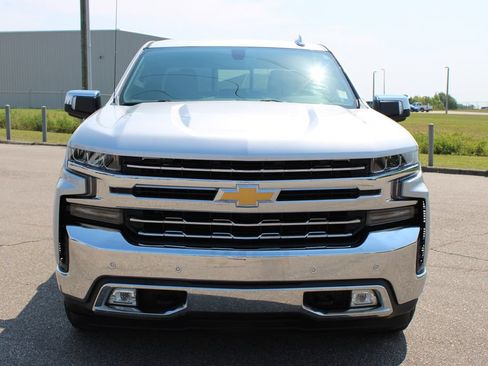 Used 2020 Chevrolet Silverado 1500 LTZ w/ LTZ Plus Package RWD image 4