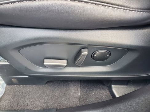 Used 2023 Ford Explorer XLT w/ Equipment Group 202A image 11