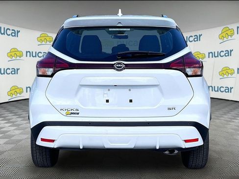 Used 2024 Nissan Kicks SR FWD image 5