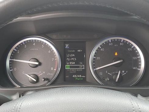 Used 2018 Toyota Highlander Limited Platinum image 19