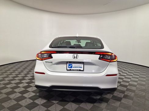Used 2023 Honda Civic EX-L image 5
