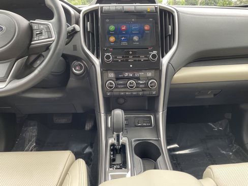 Used 2019 Subaru Ascent Limited AWD/4WD image 18