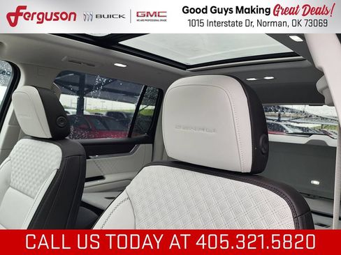 New 2026 GMC Acadia Denali w/ Super Cruise Package AWD/4WD image 17