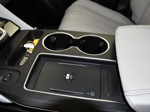 Certified 2025 Acura MDX SH-AWD w/ Advance Package image 31