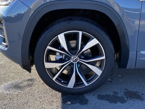 Used 2024 Volkswagen Atlas Cross Sport SEL Premium R-Line image 35