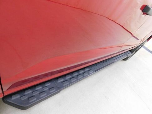 Used 2023 Ford F150 Lightning XLT image 13