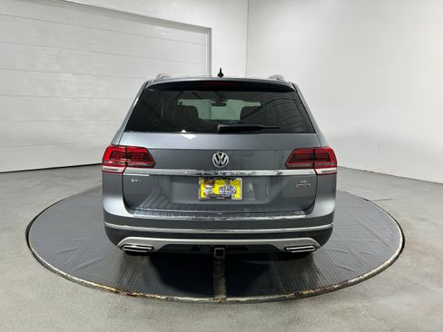Used 2018 Volkswagen Atlas SEL Premium image 32