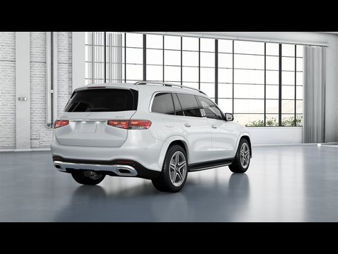 Certified 2026 Mercedes-Benz GLS 450 4MATIC image 17