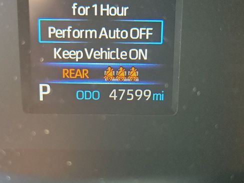 Used 2025 Toyota Tundra SR5 w/ SR5 Convenience Package AWD/4WD image 23