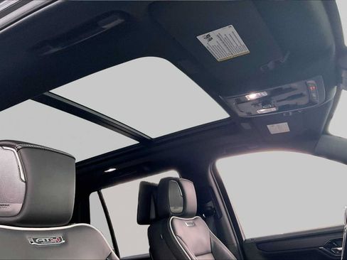 Used 2025 GMC Yukon AT4 Ultimate w/ LPO, Floor Liner Package AWD/4WD image 13