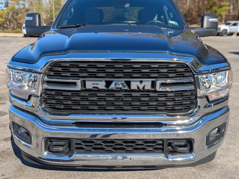 Used 2024 RAM 2500 Big Horn w/ Bed Utility Group image 12