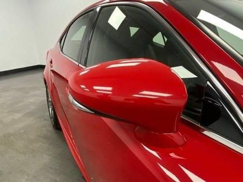 Used 2019 Lexus IS 300 AWD image 10