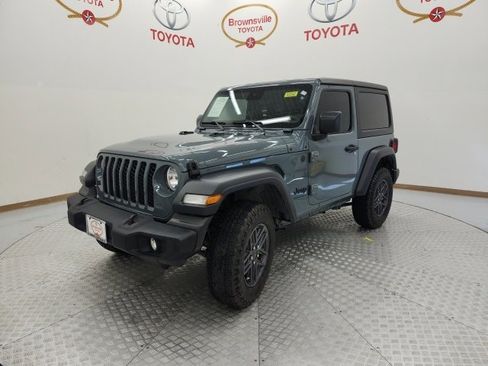 Used 2024 Jeep Wrangler Sport S image 2