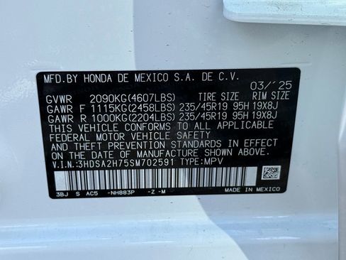 Certified 2025 Acura ADX A-Spec image 33