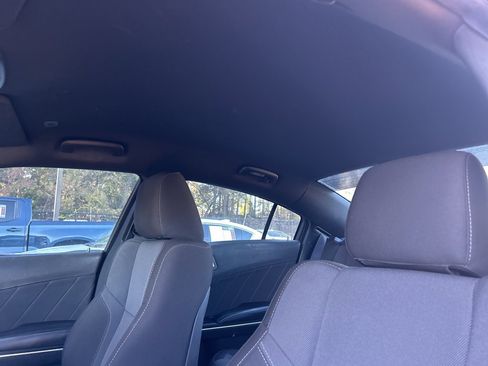 Used 2017 Dodge Charger R/T image 7