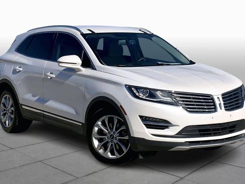 Used 2018 Lincoln MKC Select w/ Select Plus Package image 3