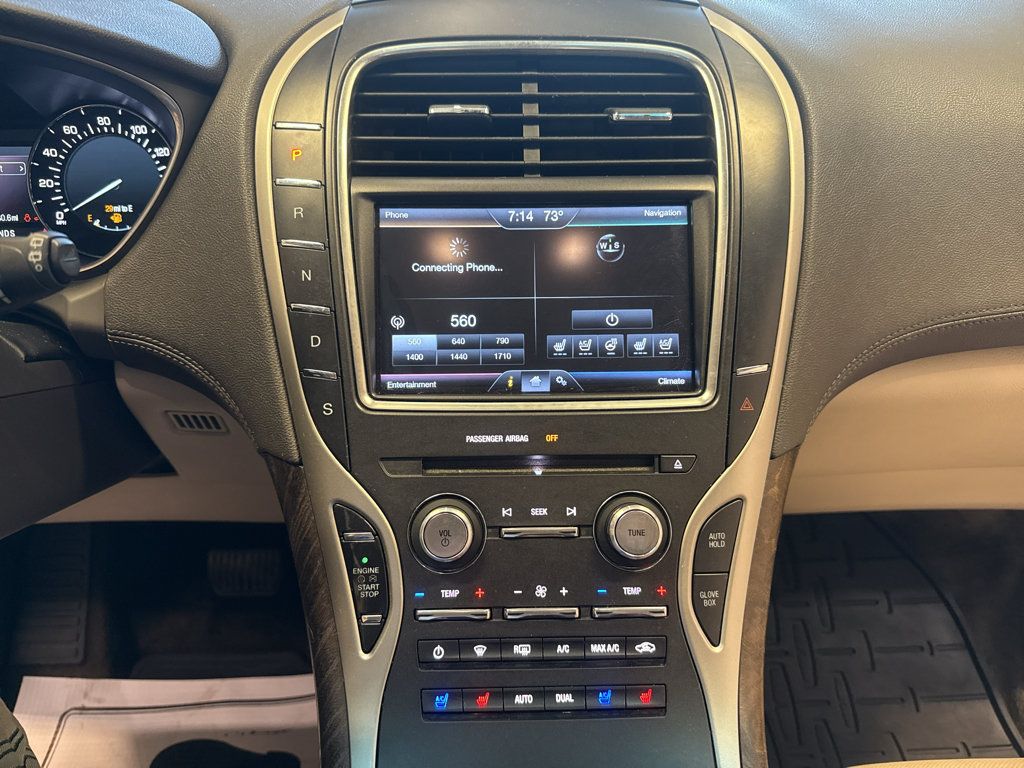 Used 2016 Lincoln MKX Reserve w/ Luxury Package FWD image 20