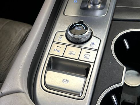 Used 2019 Genesis G70 2.0T Advanced w/ Dynamic Package image 35