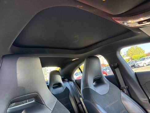 Used 2023 Mercedes-Benz CLA 250 4MATIC image 23