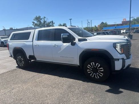 Used 2024 GMC Sierra 2500 Denali Ultimate AWD/4WD image 13