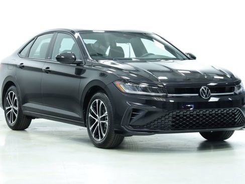 New 2026 Volkswagen Jetta Sport FWD image 3