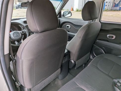 Used 2016 Kia Soul Base w/ Option Group 020 image 24