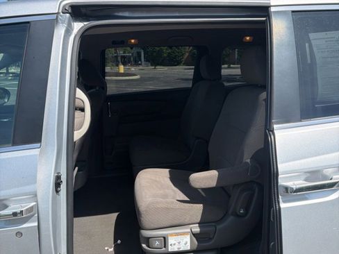 Used 2015 Honda Odyssey EX image 23