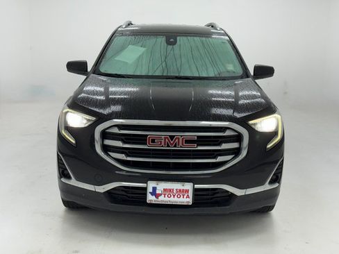 Used 2018 GMC Terrain SLT w/ Preferred Package image 3