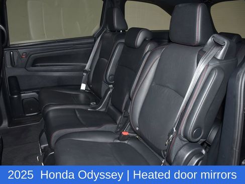 Used 2025 Honda Odyssey Sport-L image 27