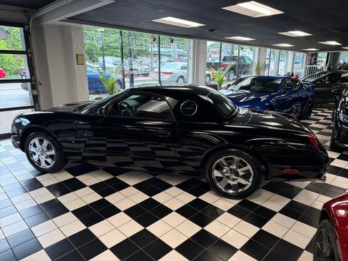 Used 2002 Ford Thunderbird RWD image 7