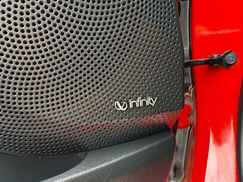 Used 2022 Hyundai Veloster N image 38