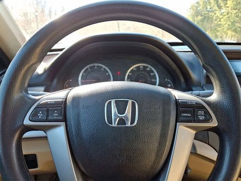 Used 2011 Honda Accord LX image 16