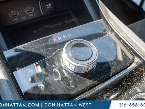 Used 2023 Jeep Grand Cherokee L Laredo AWD/4WD image 9
