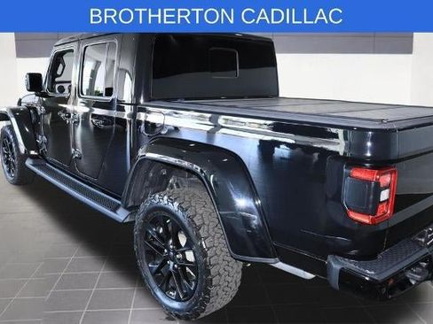 Used 2021 Jeep Gladiator Overland AWD/4WD image 3