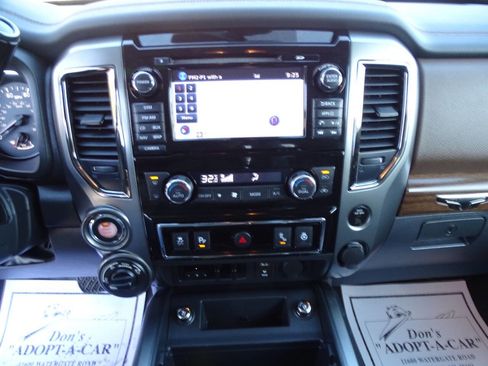 Used 2017 Nissan Titan Platinum Reserve image 24