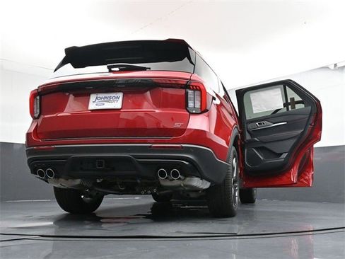 New 2026 Ford Explorer ST image 40